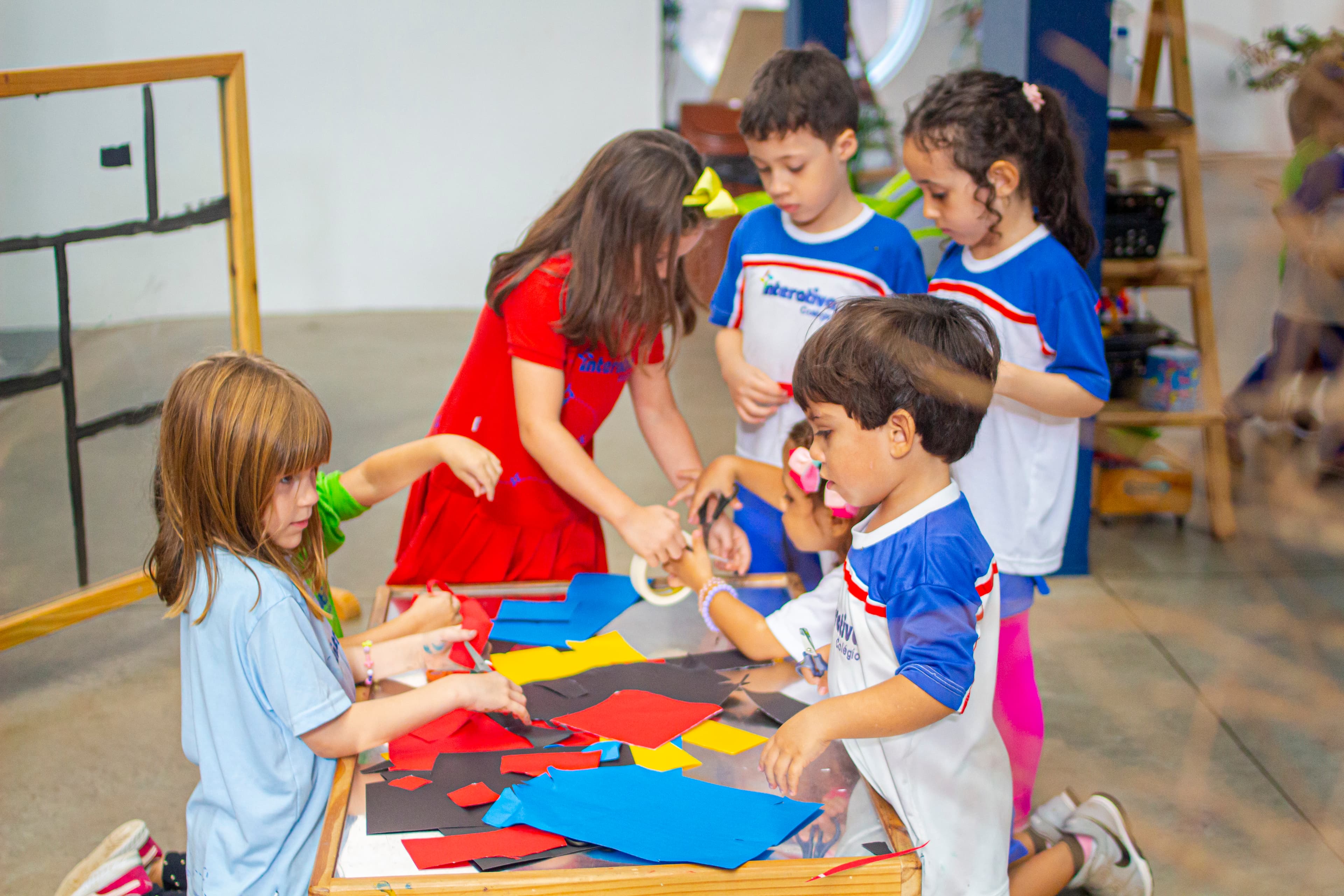 https://painel-colegio.codiehost.com.br/imagens/Produtos/1/56986d72-e0d0-40e5-a815-d39b07297195.JPG