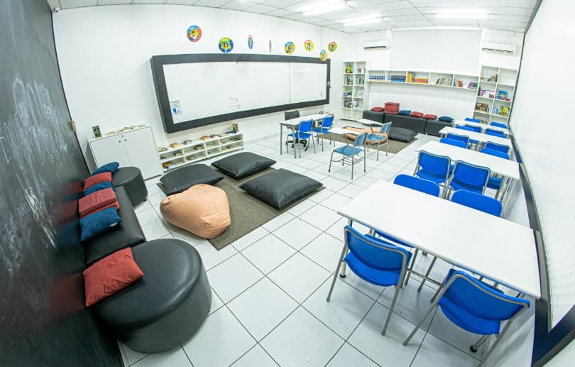 https://painel-colegio.codiehost.com.br/imagens/Produtos/4/b00c91a7-3c1b-4373-b0ae-a2242e26a5d5.jpg